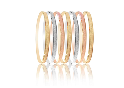 Fashionable 5 MM Semanario De Oro 3 Tone Plating Bangle